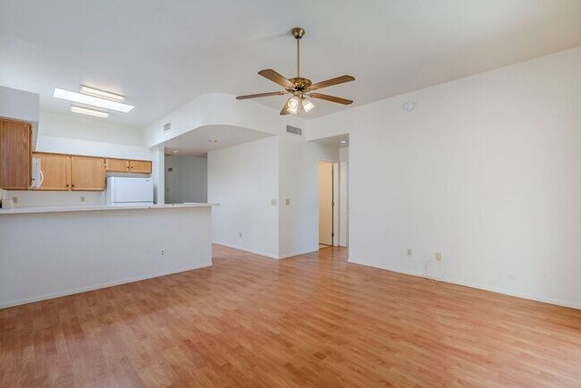 Building Photo - Pending/ Rented - Charming 3-bedroom, 2-ba...