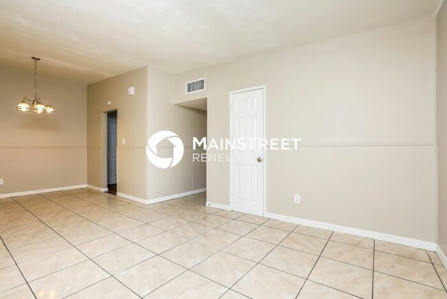 Building Photo - 6234 Balboa Dr