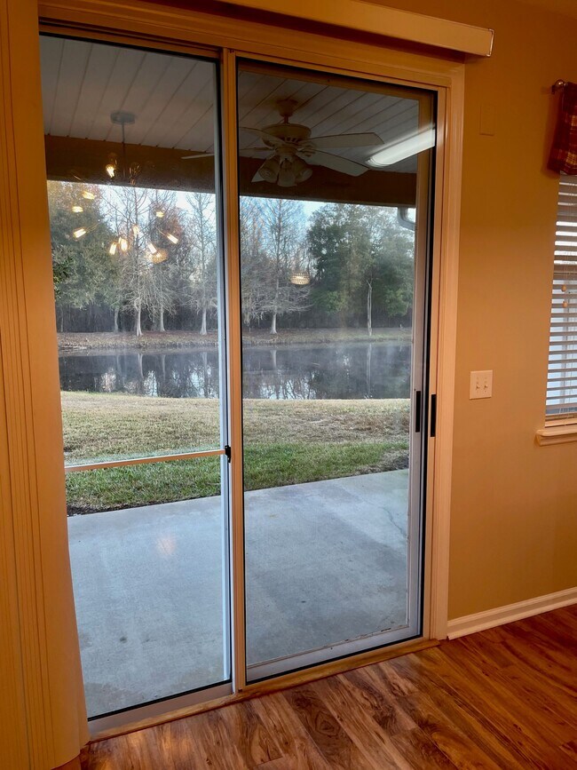 Building Photo - 300 Volterra Plz