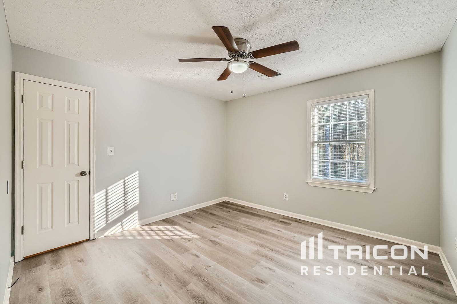 Building Photo - 135 Clearbrook Way