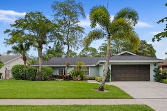 Building Photo - 756 Juniper Pl
