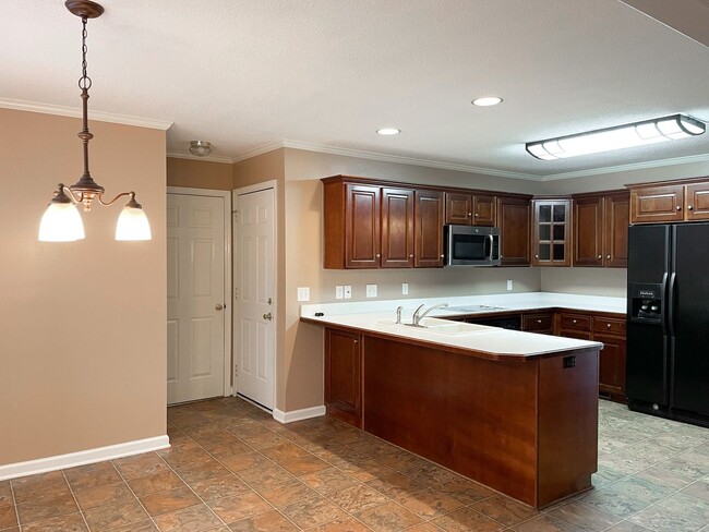 Building Photo - 23 Flat Trail Ct