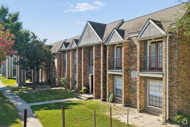 Building Photo - Serena Heights
