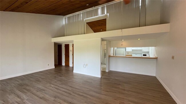 Building Photo - 2385 Burnway Rd