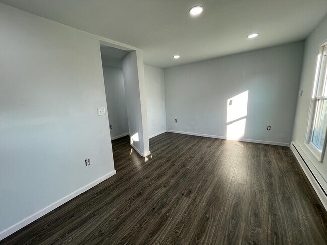 Building Photo - 120 W Owens Ave