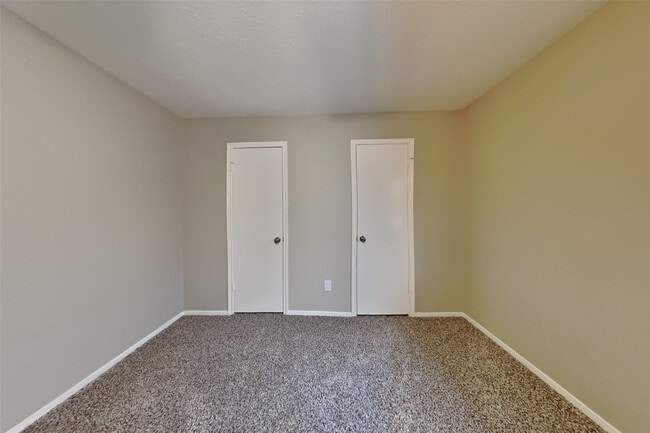 Building Photo - 4622 Pecan Grove Dr