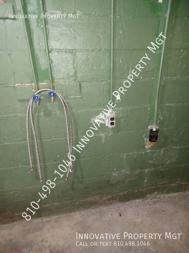 Building Photo - 2613 Wisner St