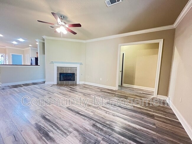 Building Photo - 4848 Windsor Village Dr