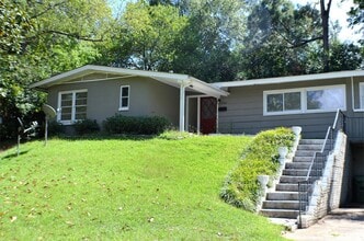 Building Photo - 3462 Biltmore Ave