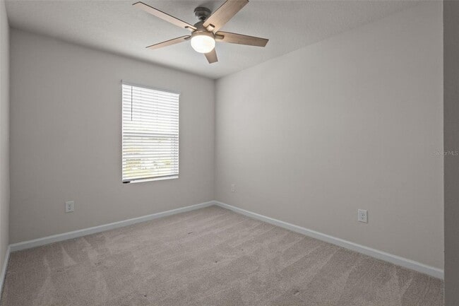 Building Photo - 15384 Caravan Ave