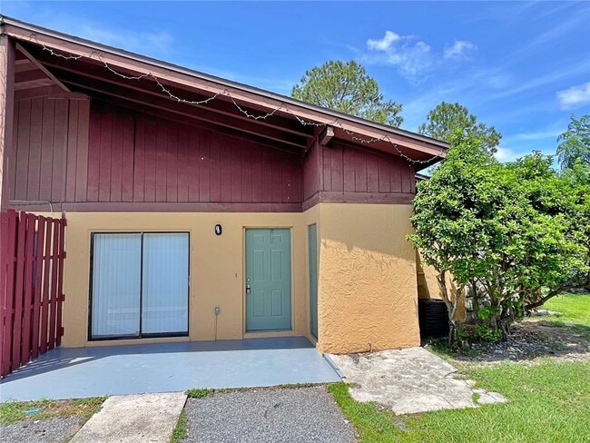 Building Photo - 4151 Spitfire Ave