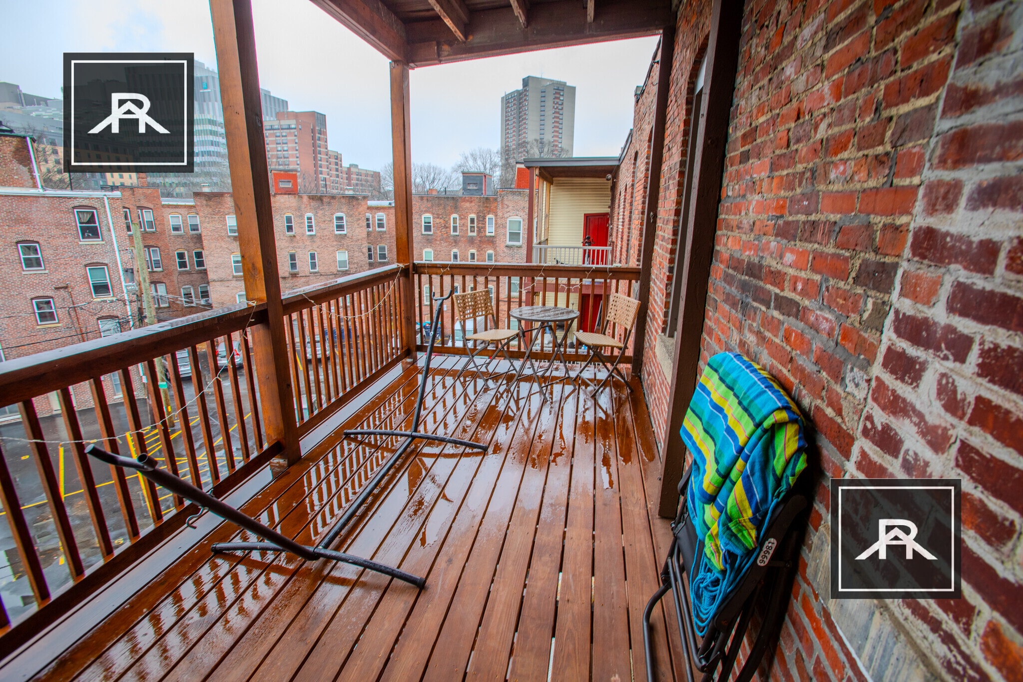 Building Photo - 256 Aspinwall Ave