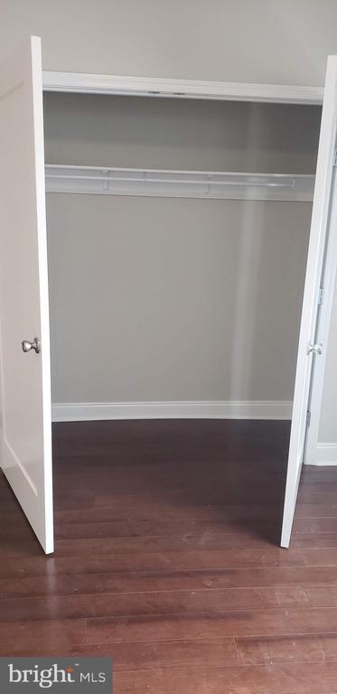 Building Photo - 1103 Morse St NE