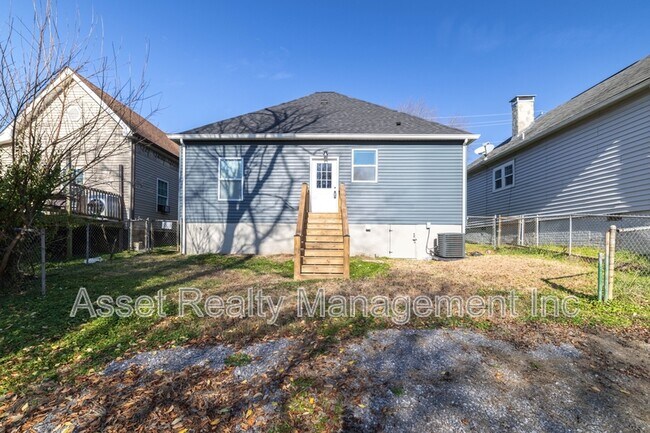 Building Photo - 1422 Beaumont Ave