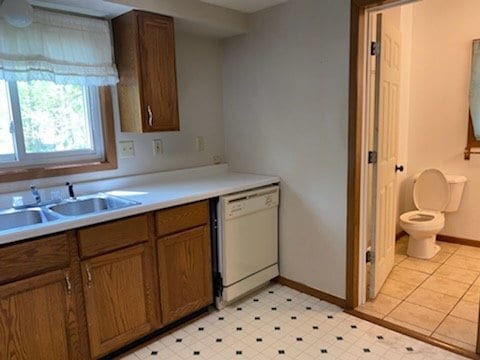 Building Photo - WHOLE HOUSE: 3 Bed 1 Bath close to UWEC! A...