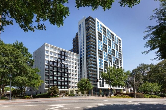 Building Photo - 1441 Peachtree St NE