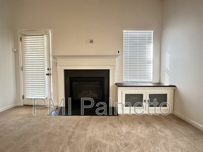 Building Photo - 233 Hawkins Creek Rd