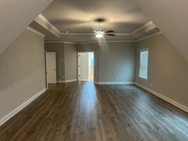 Building Photo - 1519 Windward Dr