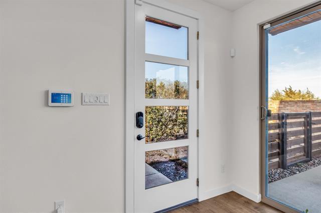 Building Photo - 7310 Concha Dr