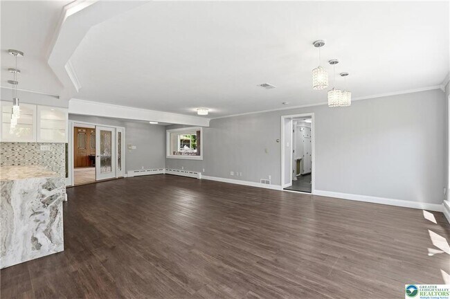 Building Photo - 6271 Batman Rd