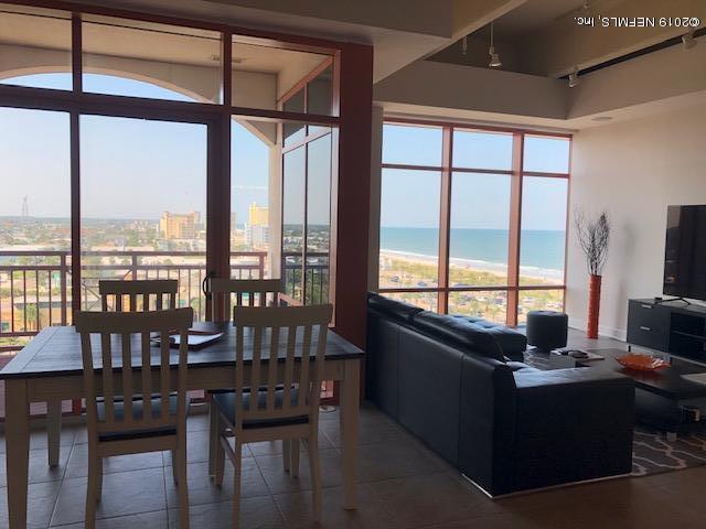 Building Photo - 320 1st St N