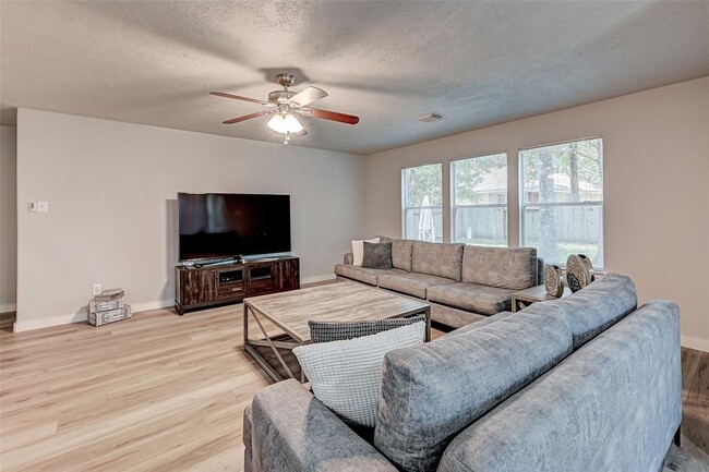 Building Photo - 191 N Vesper Bend Cir