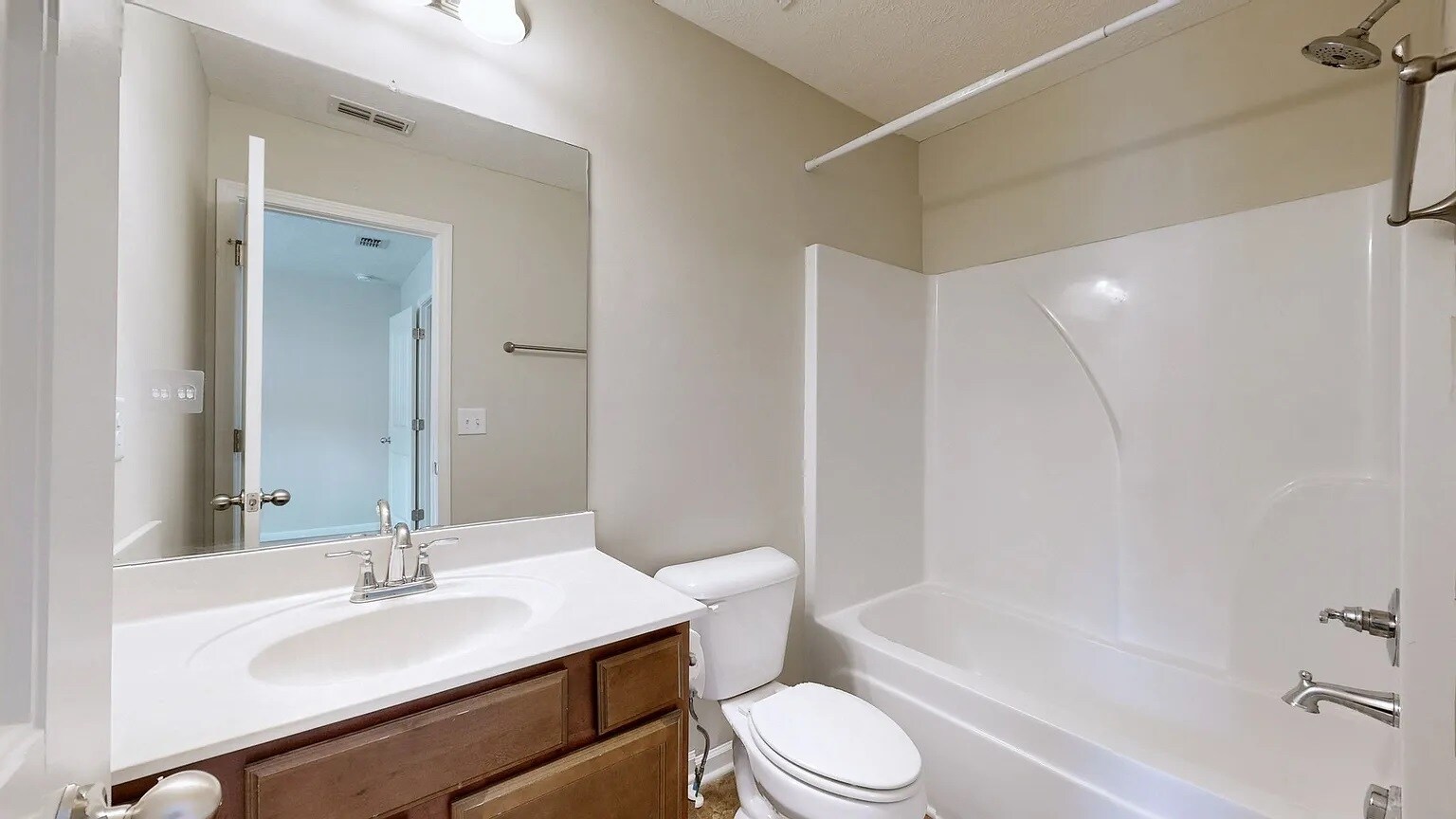 Building Photo - 4110 Saddlecreek Way