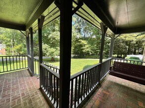 Building Photo - Wonderful ranch with inground pool!