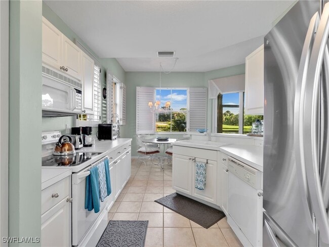 Building Photo - 9071 Las Maderas Dr