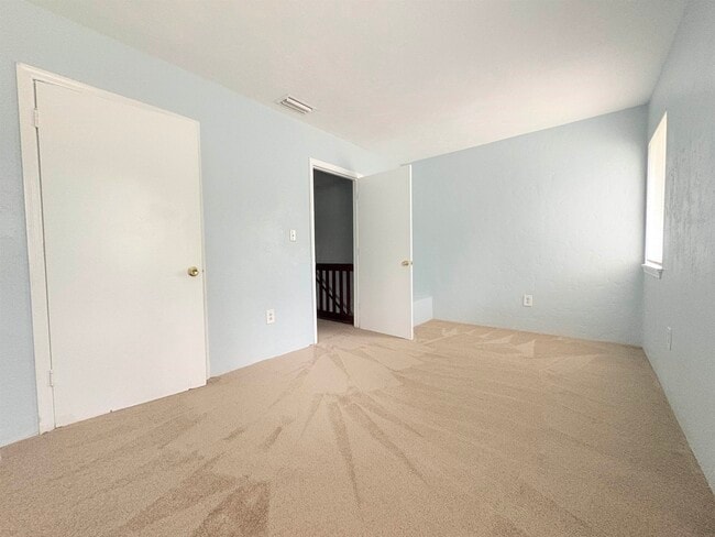 Building Photo - 1007 Sutor Rd