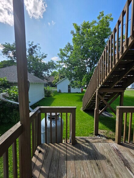Private Deck - 703 1st St