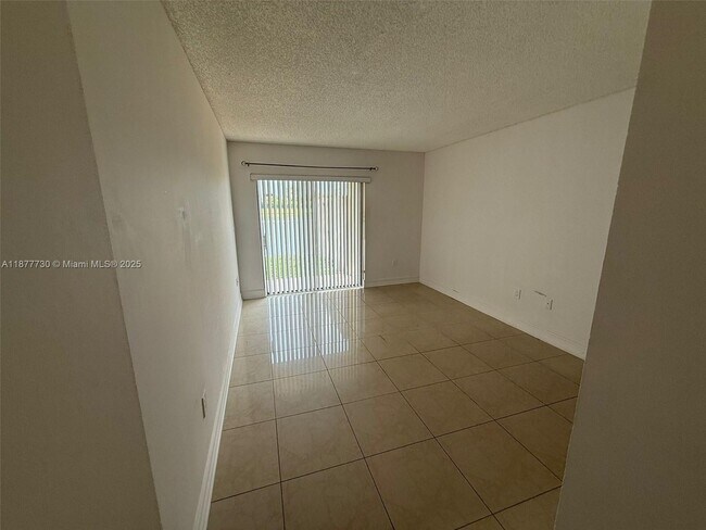 Building Photo - 5200 NW 31st Ave