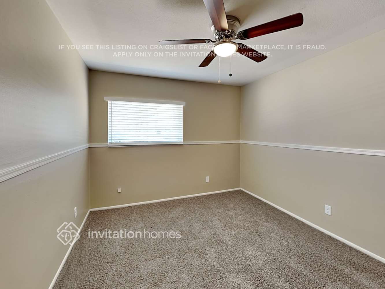 Building Photo - 4122 W Echo Ln