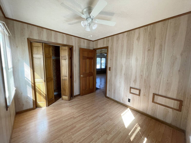 Building Photo - 1345 S Liberty St