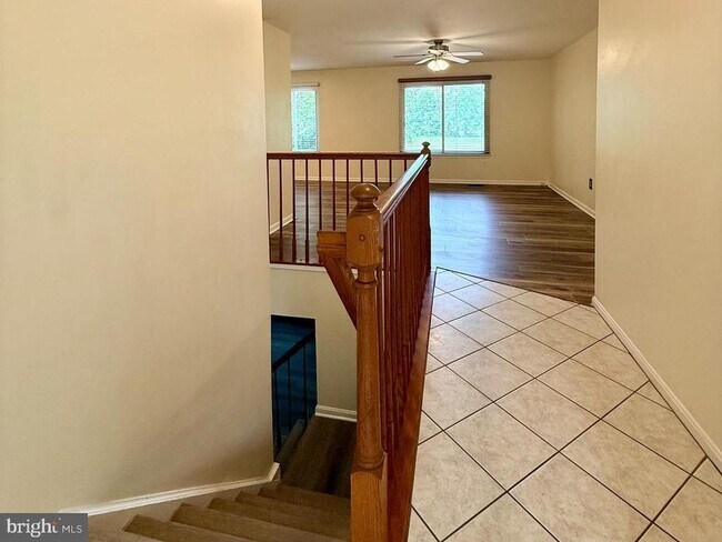 Building Photo - 8487 Inspiration Ave