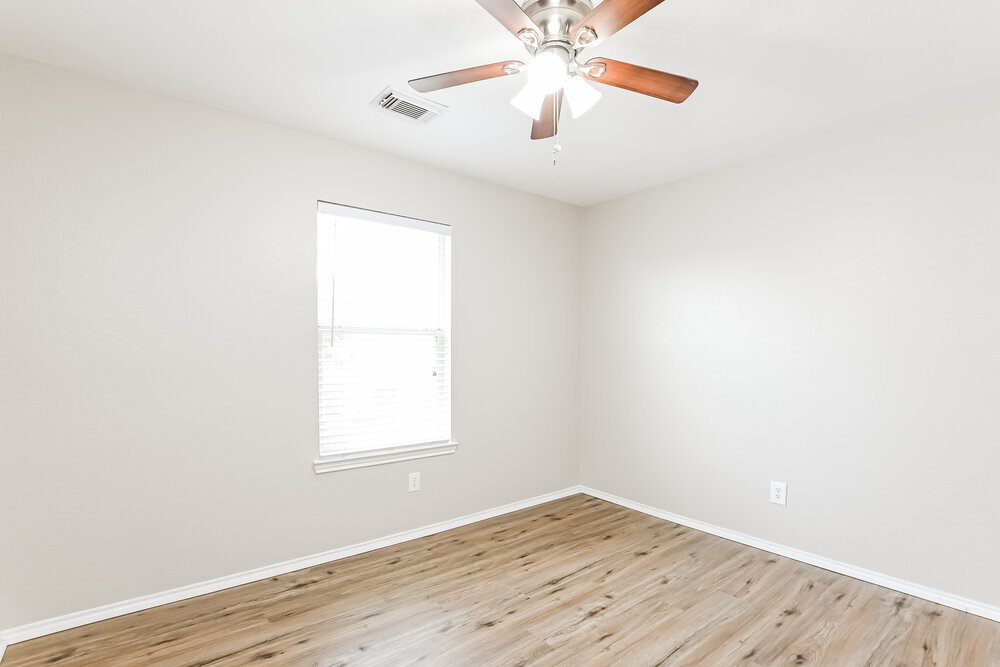 Building Photo - 12510 Aarons Way Dr