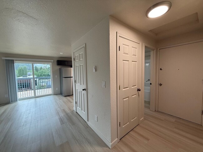 Building Photo - 808 - Sultan Horizons, LLC (TENANT FULFILLMENT)