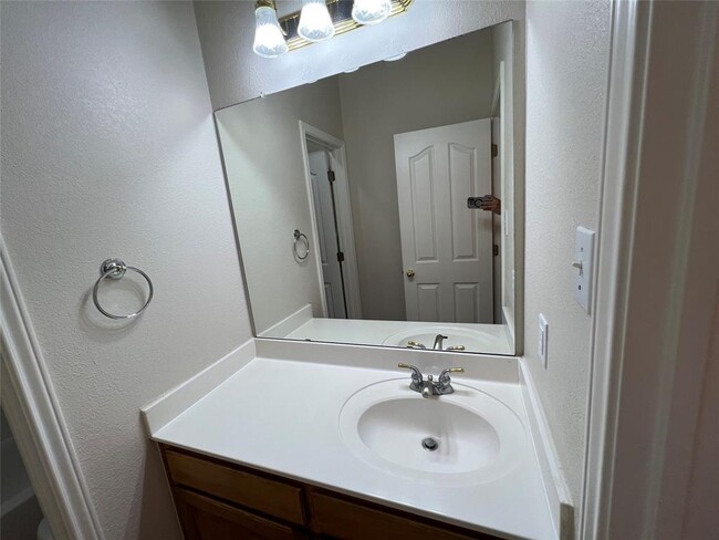 Building Photo - 2621 Sterling Panorama Ct