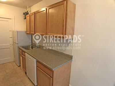 Building Photo - 1 bedroom in Boston MA 02215