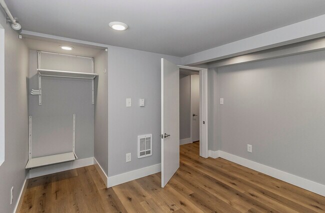 Building Photo - 4246 S Graham St