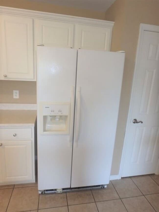 Building Photo - Awesome 4 Bed 3 Bath House In SW Columbia!