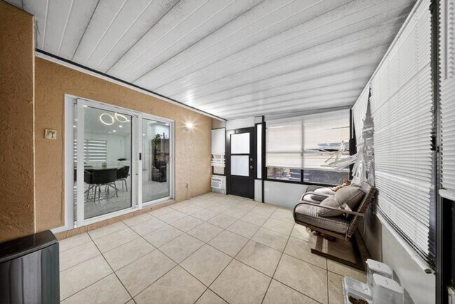 Building Photo - 849 Camellia Dr