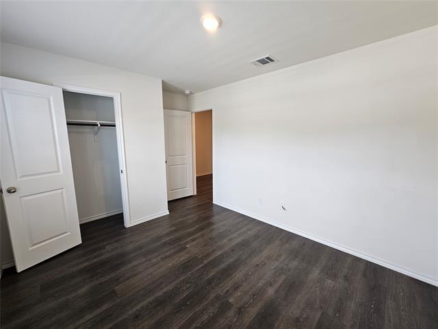 Building Photo - 2220 Rosemary Wy