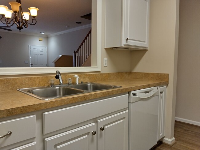 Building Photo - 3109 Craig End