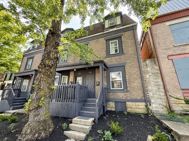 Building Photo - 122 S Champion Ave