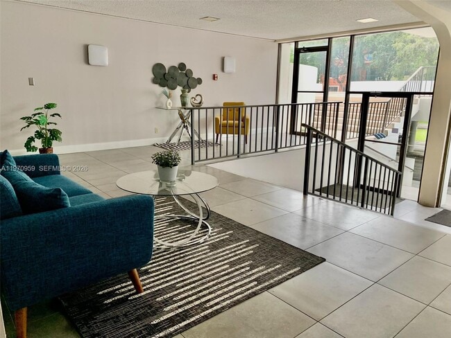 Building Photo - 1500 Presidential Way