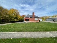 Building Photo - Great Brick Home or Office Space near down...