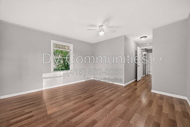 Building Photo - 5910 Southtown St