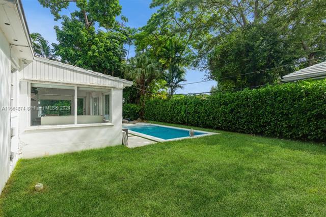 Building Photo - 1225 Tangier St