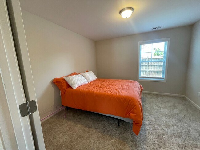 Building Photo - Brand New Townhome in Clemson, SC